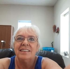 Meet your Posher, Lynne